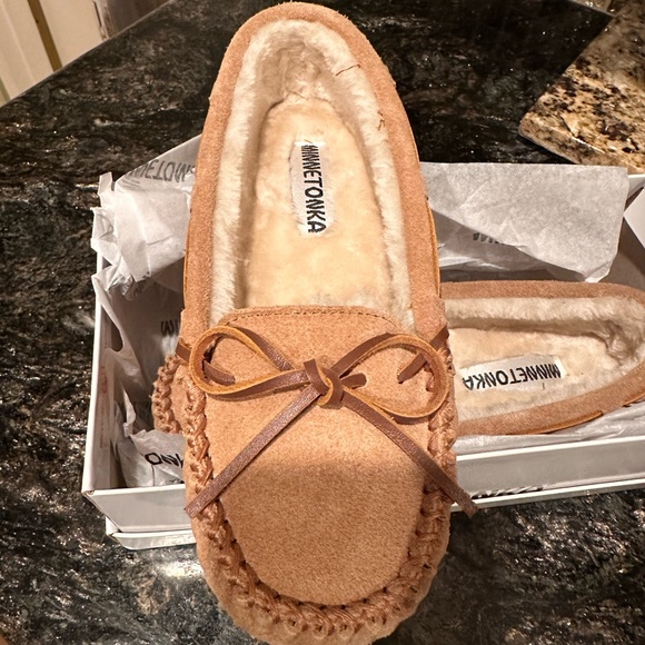 Minnetonka moccasin - Picture 1 of 3